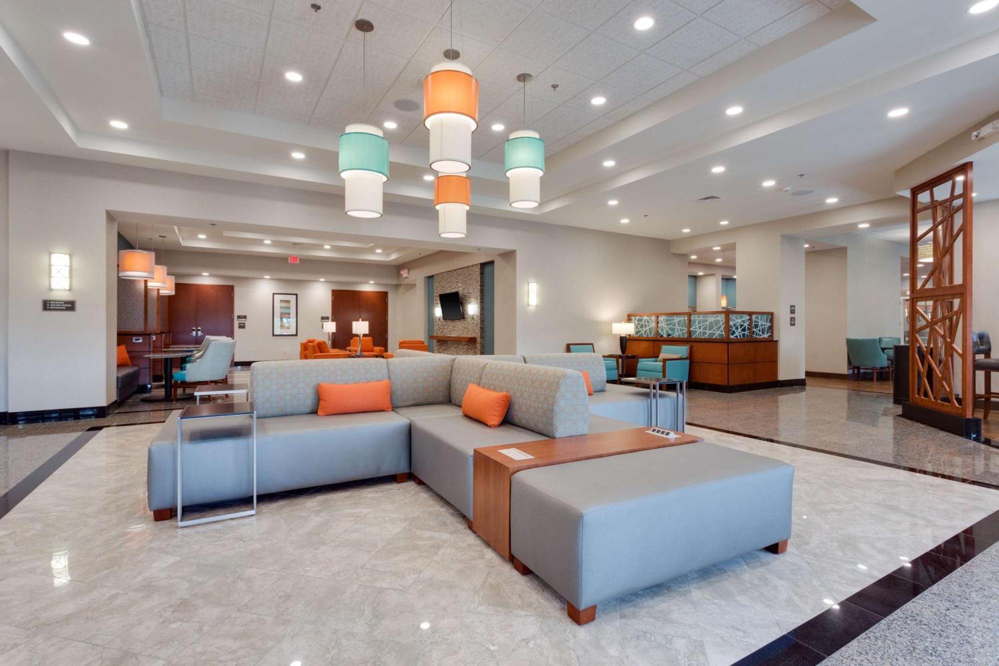 德鲁里机场酒店（Hotel Drury&Airport Fgcu）